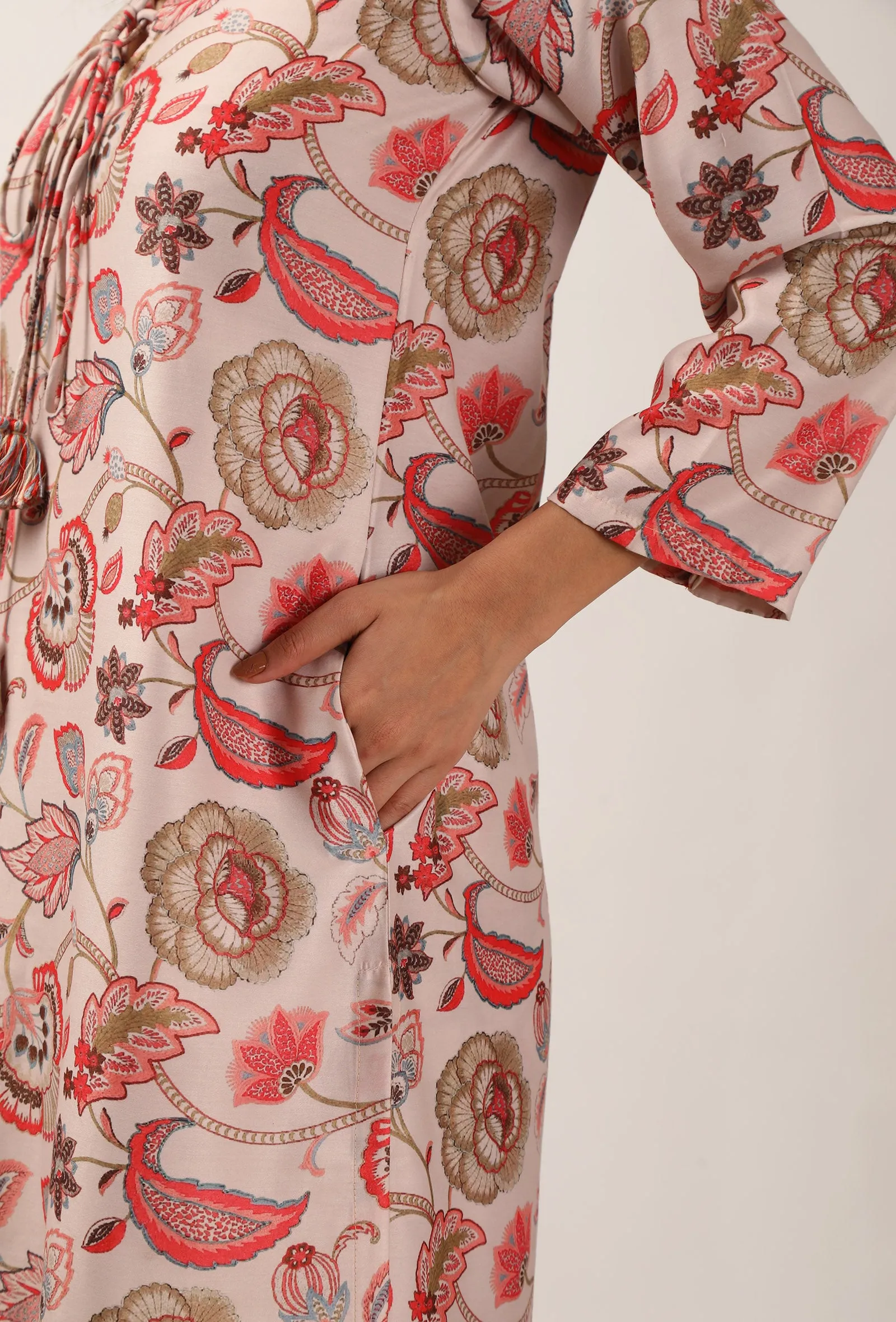 Set Of 2: Ambi Floral Chintz Straight Kurta With Narrow Fit Pants